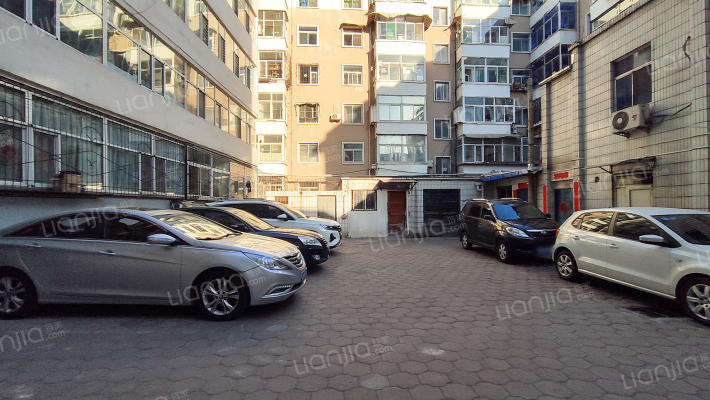 河道宿舍外景图