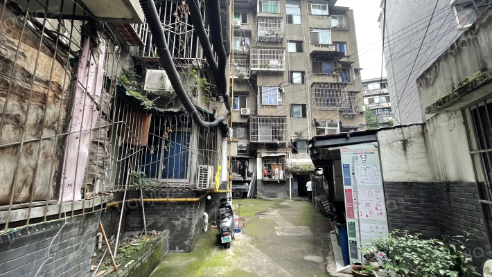 长顺中街89号外景图