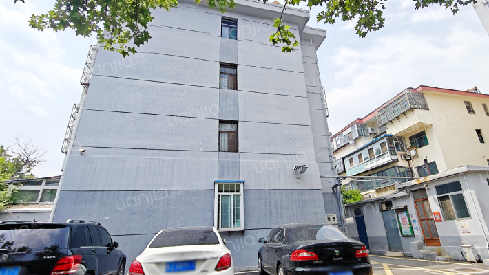 纺织局宿舍外景图