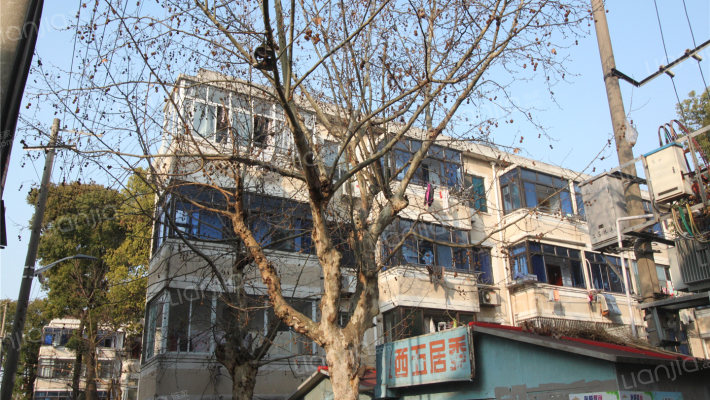 西门北村外景图