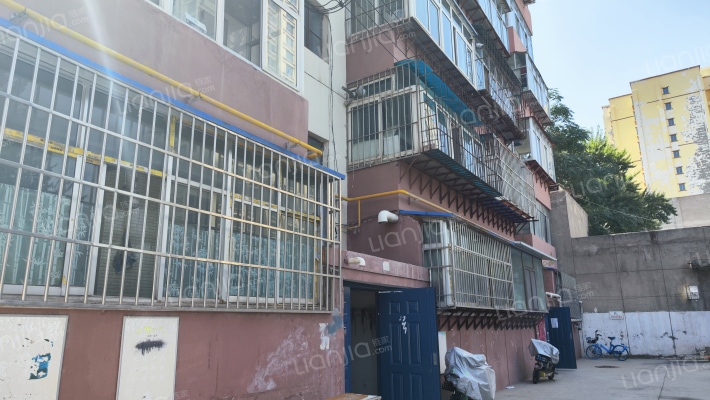 西固防疫站家属院外景图