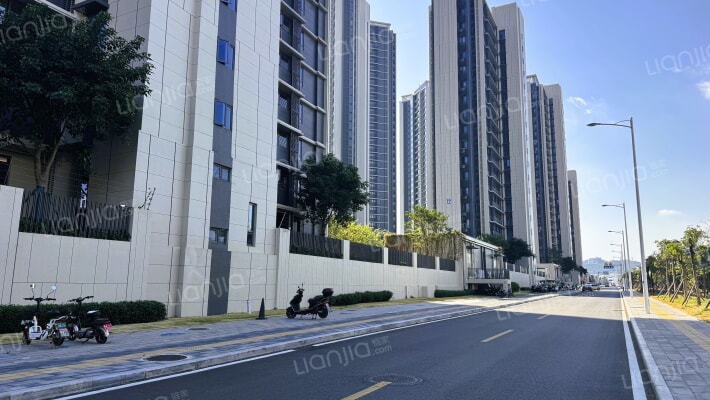 中海花湾外景图