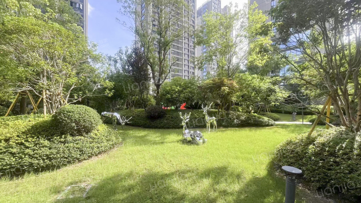 滨沁华庭外景图