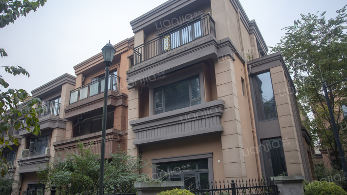 逸翠庄园君玺外景图