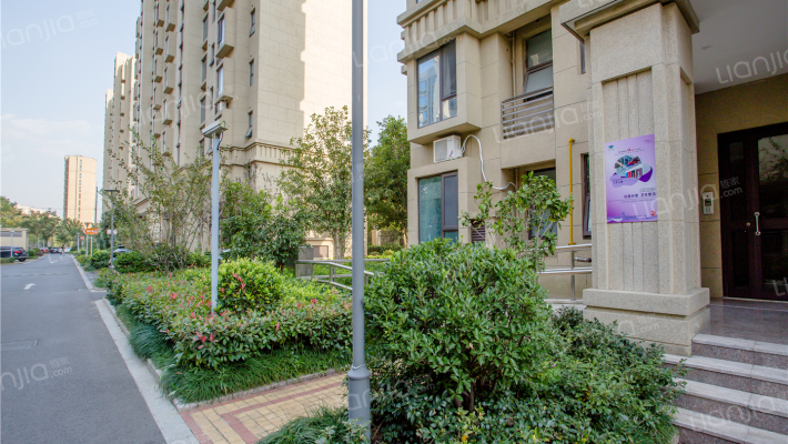 富绅时代公馆外景图