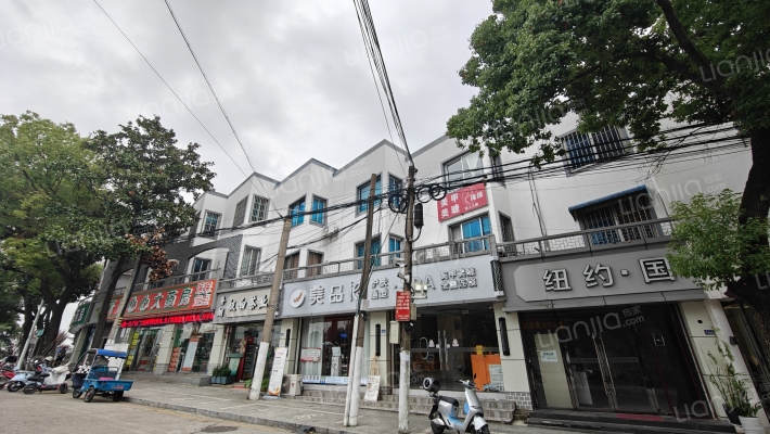 浦南路750号外景图