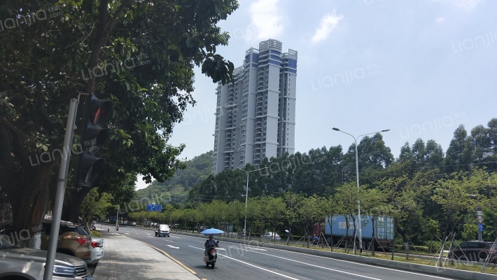 中盈一海里外景图