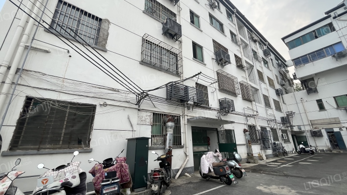 中山北路301号外景图