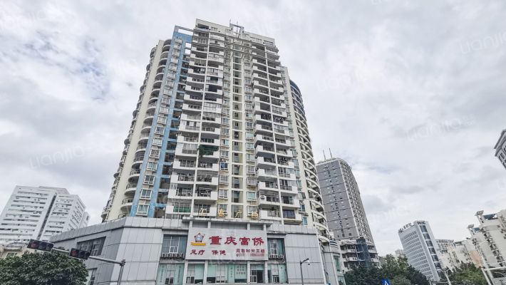 汇春广场外景图