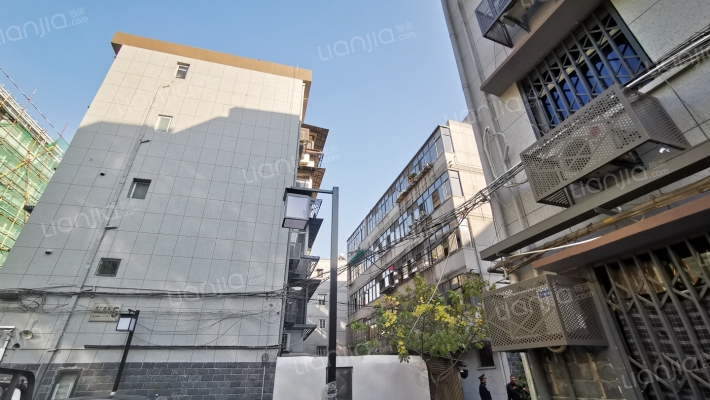 酒厂宿舍外景图