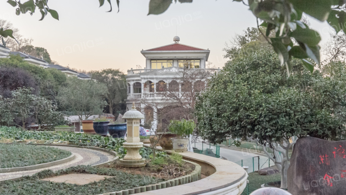 城隍山别墅外景图