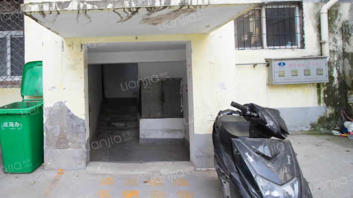 新郑路126号院外景图