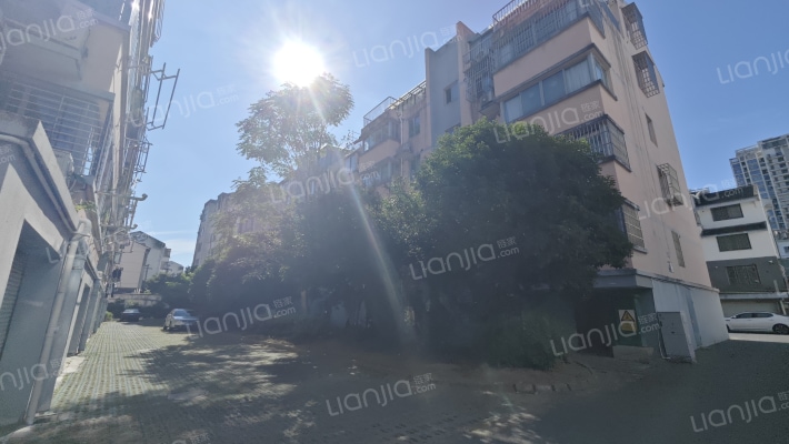 南园公寓外景图