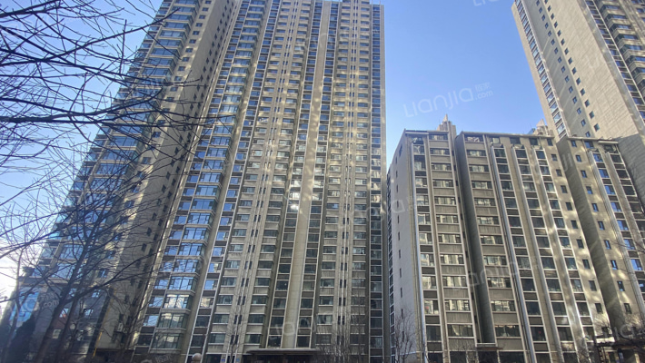 星河广场外景图