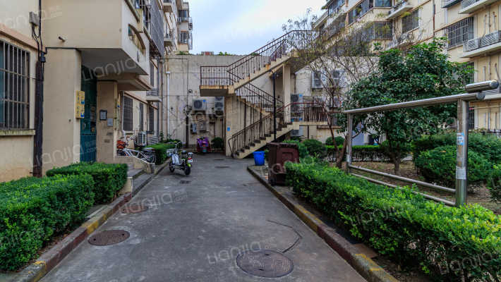 华伦公寓外景图