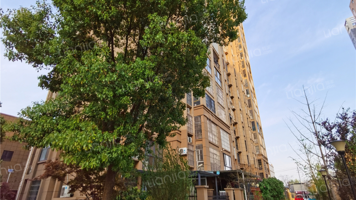 三优花园外景图