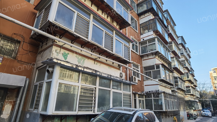 中小企业局宿舍外景图