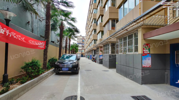 商贸住宅外景图