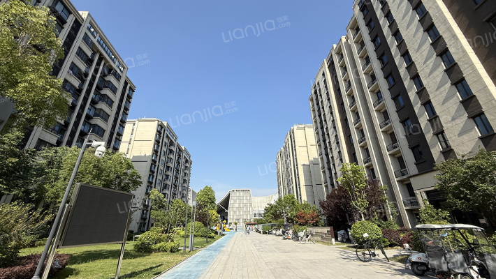 中骏合景柏景湾外景图