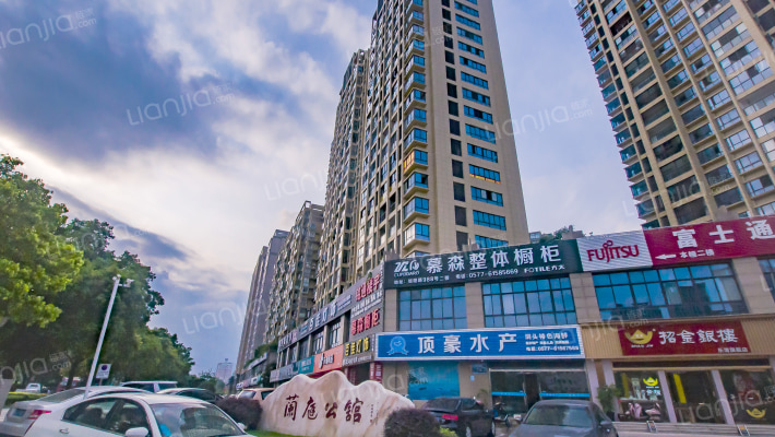 兰庭公馆外景图