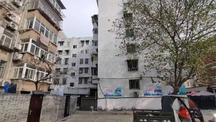 宿州路小学综合楼外景图