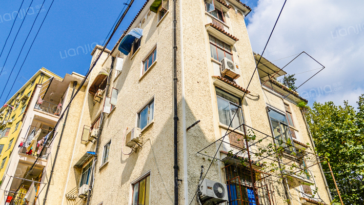 高安路50弄外景图