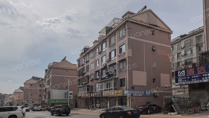 抱龙明珠四期外景图