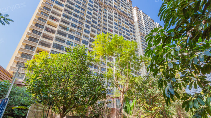 宝能·城市广场外景图