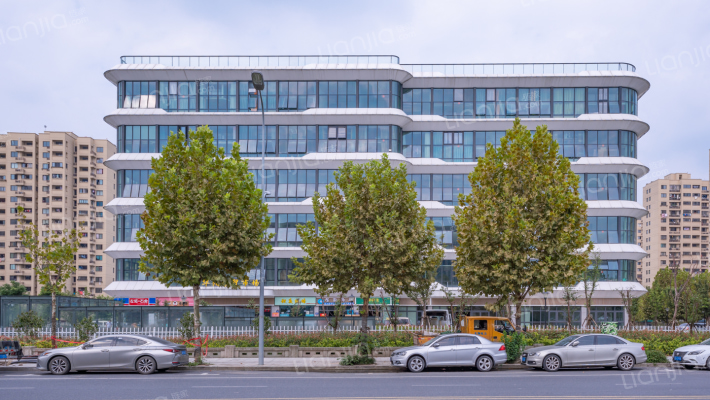 华阳农贸大厦外景图