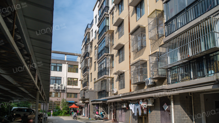 名成花园外景图