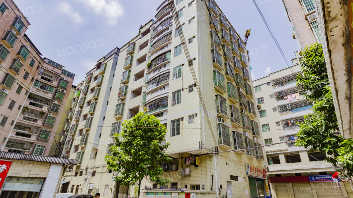 梦和苑小区外景图