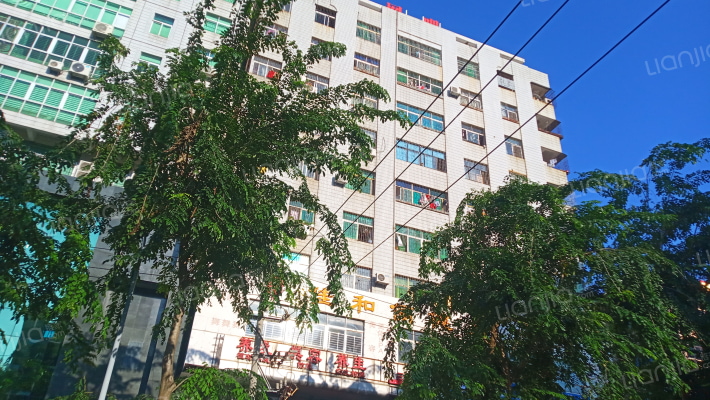 振兴园小区外景图