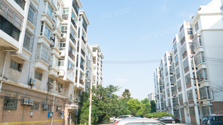 天地人科文苑外景图