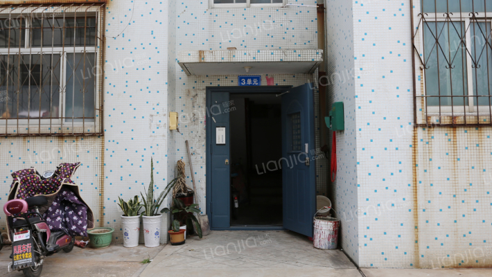 中狮小区外景图