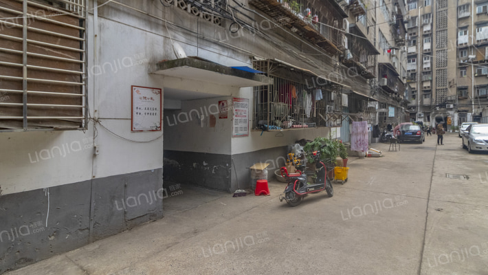 航运家属院外景图