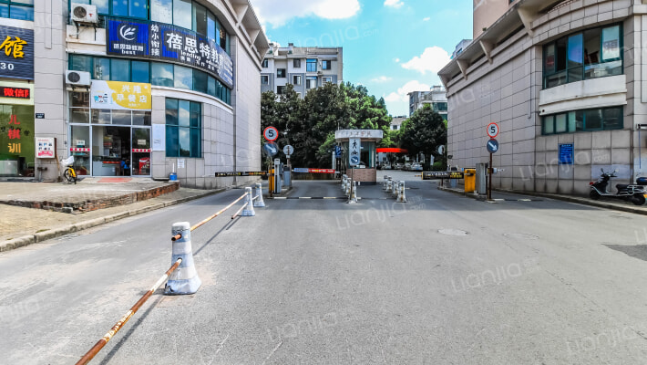 东方前城南区外景图