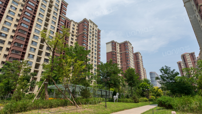 汇丰彩虹湾外景图