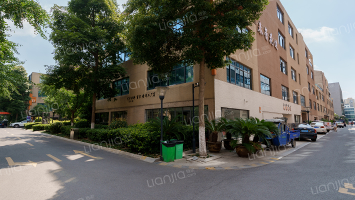 中国轻纺城创意园东区外景图