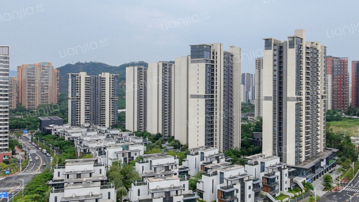 傲峰天御外景图