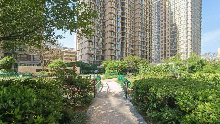 鹏宇天下城外景图