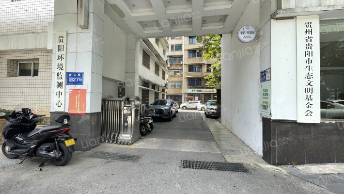 青云路275号外景图