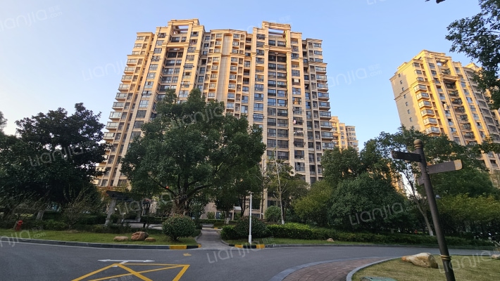 山湖湾南区外景图