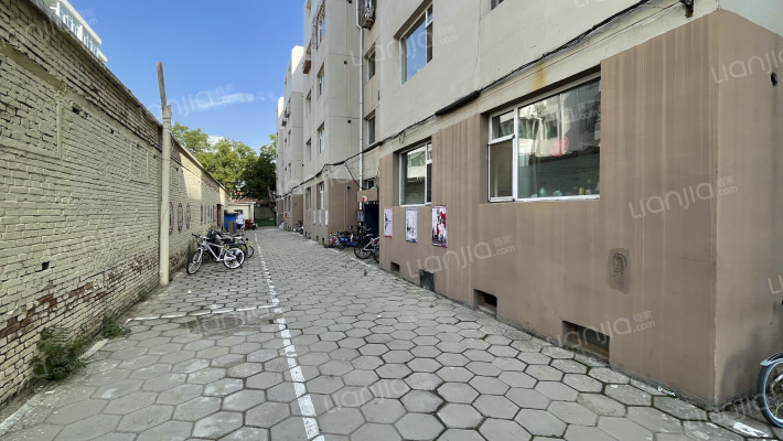 小店区农行宿舍外景图