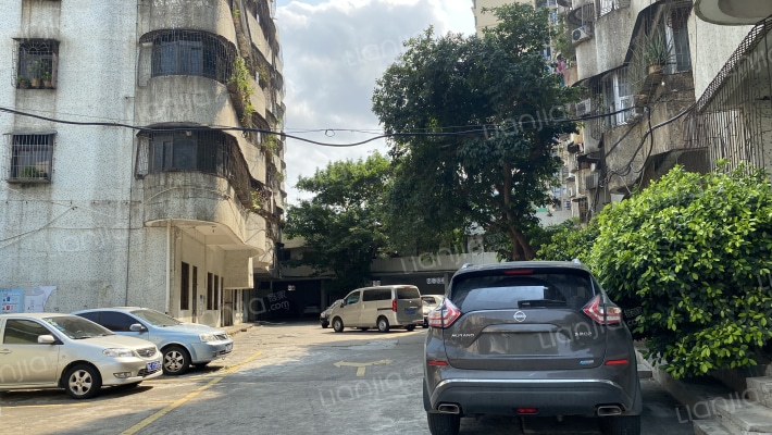 琼山中行宿舍外景图