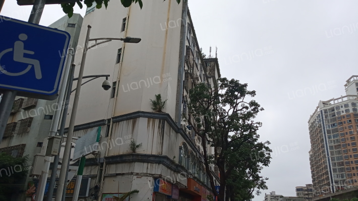 侨企大厦外景图