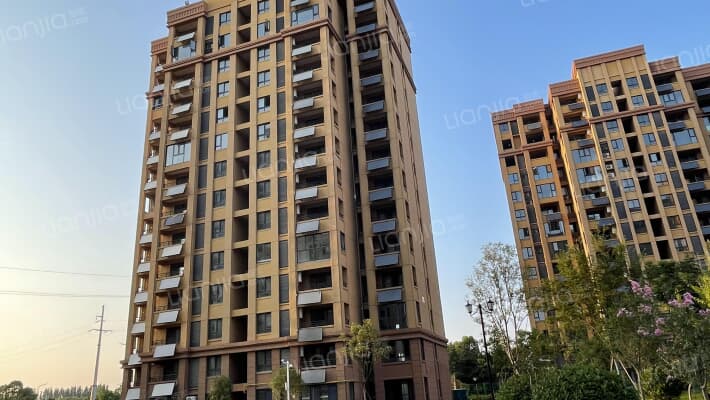 四里栖霞苑D区外景图