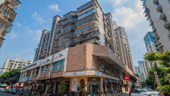 阳光花园住宅外景图