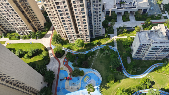 阳光城翡丽花园外景图