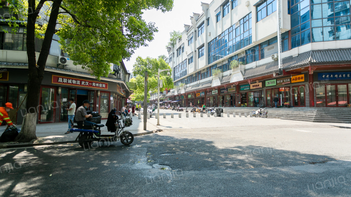 五彩社区外景图