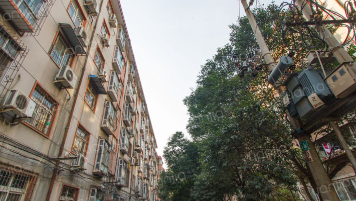 郑纺机前街2号院外景图